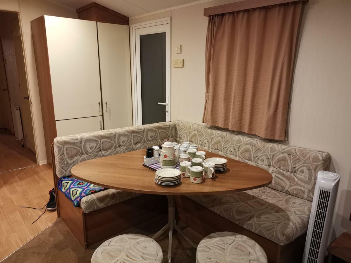 Caledonian Caravan Jaywick Sands Exterior photo