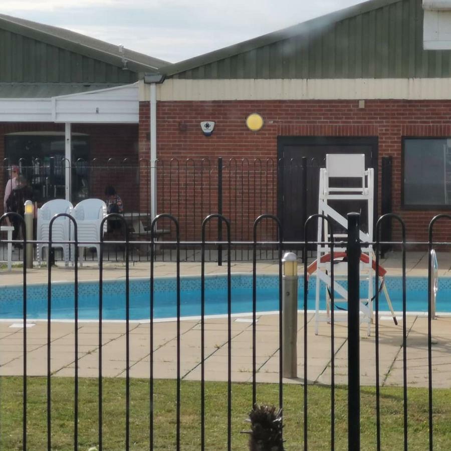Caledonian Caravan Jaywick Sands Exterior photo