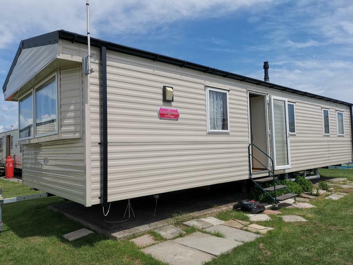 Caledonian Caravan Jaywick Sands Exterior photo